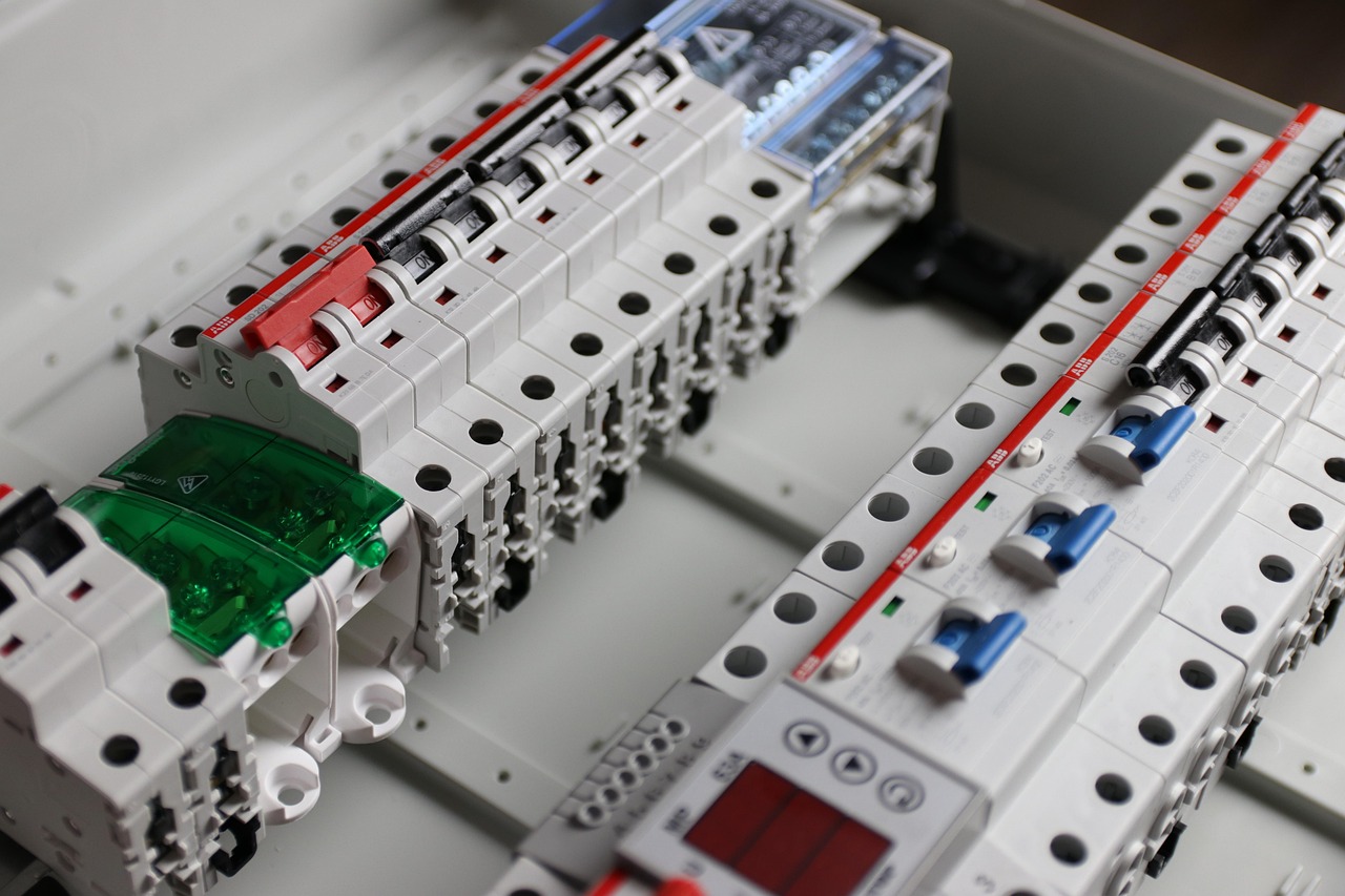 Dymbol Elektrotechnik – Elektrofachhandwerk in Lohmar und Bonn